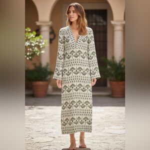 Antonio Melani Palmer Palm Print V-Neck Linen Maxi Dress